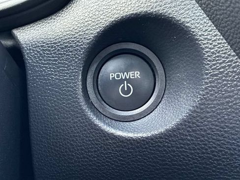 Certified 2025 Toyota Corolla Cross AWD Hybrid image 21