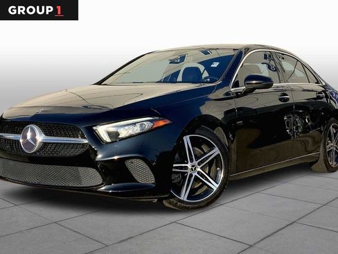 Used 2020 Mercedes-Benz A 220 image 1