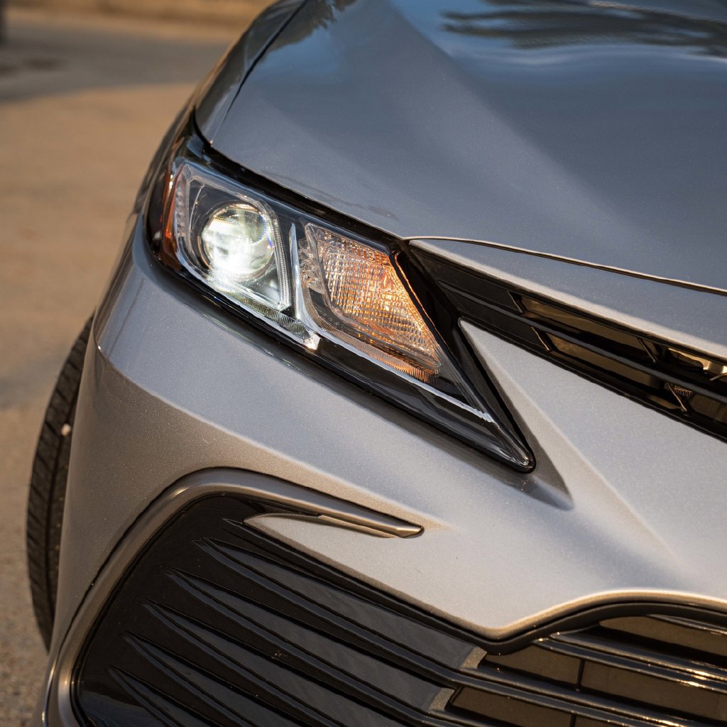 Used 2024 Toyota Camry LE FWD image 4