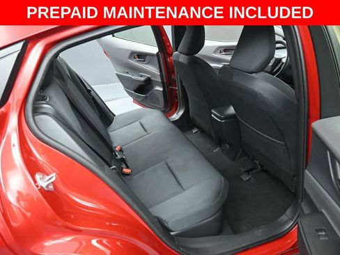 Certified 2025 Toyota Prius LE FWD image 28