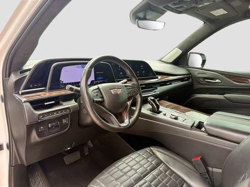 Used 2023 Cadillac Escalade ESV Sport Platinum AWD/4WD image 27