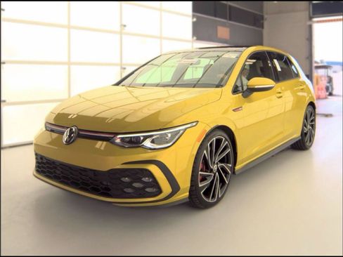 Used 2022 Volkswagen GTI Autobahn FWD image 1