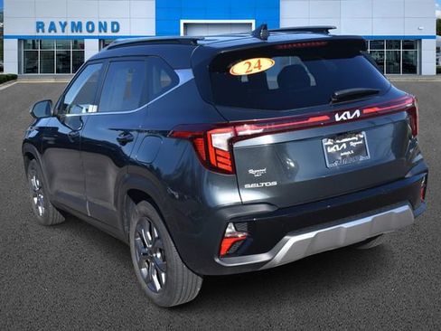 Used 2024 Kia Seltos S AWD/4WD image 6