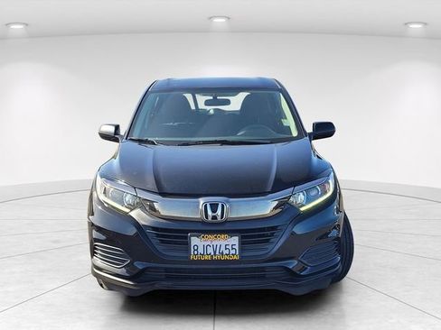 Used 2019 Honda HR-V LX image 3