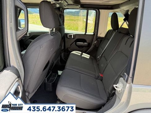 Used 2023 Jeep Wrangler Unlimited w/ Cold Weather Group AWD/4WD image 26