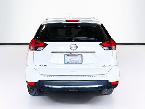 Used 2017 Nissan Rogue SL image 7