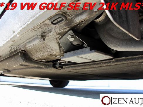 Used 2019 Volkswagen e-Golf SE w/ Driver Assistance Package image 54