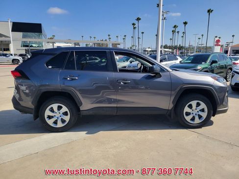 Certified 2022 Toyota RAV4 LE w/ Carpet Mat Package (TMS) FWD image 3