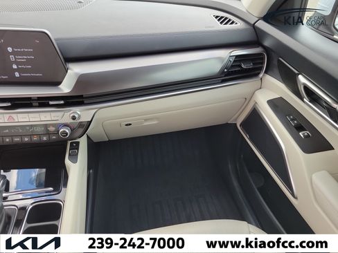 Certified 2025 Kia Telluride S FWD image 21