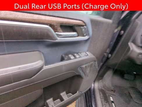 Used 2022 Chevrolet Silverado 1500 LT AWD/4WD image 9