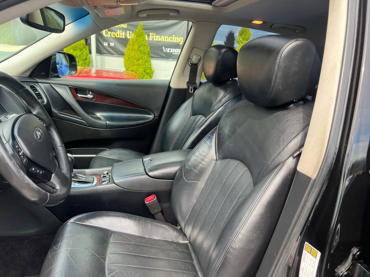 Used 2016 INFINITI QX50 AWD w/ Technology Package image 11