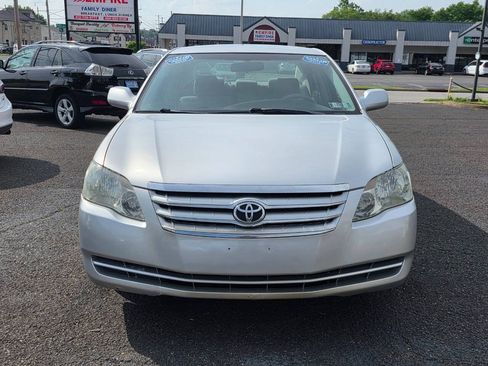 Used 2006 Toyota Avalon XL FWD image 3