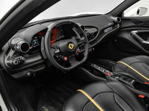Used 2022 Ferrari F8 Tributo image 68