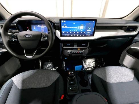 Used 2025 Ford Maverick XLT w/ Equipment Group 302A image 15