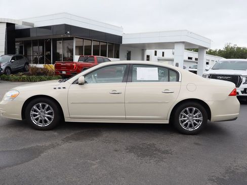 Used 2011 Buick Lucerne CXL image 5