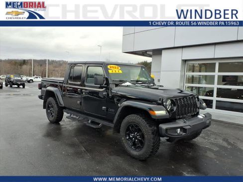 Used 2022 Jeep Gladiator Sport image 1