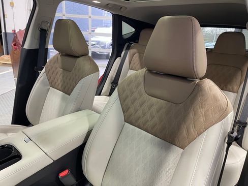 New 2026 Nissan Murano Platinum w/ Cargo Package AWD/4WD image 16