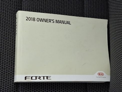 Used 2018 Kia Forte LX image 27