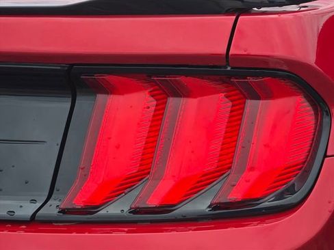 Used 2022 Ford Mustang GT Premium w/ Black Accent Package RWD image 21