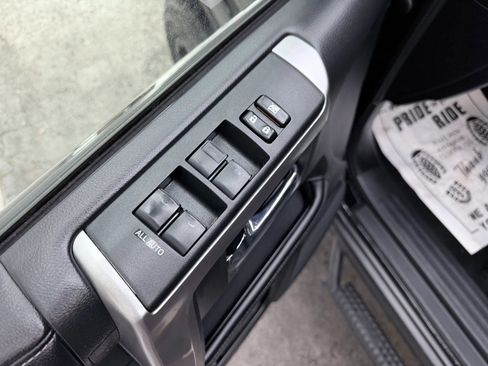 Used 2016 Toyota 4Runner 4WD image 17