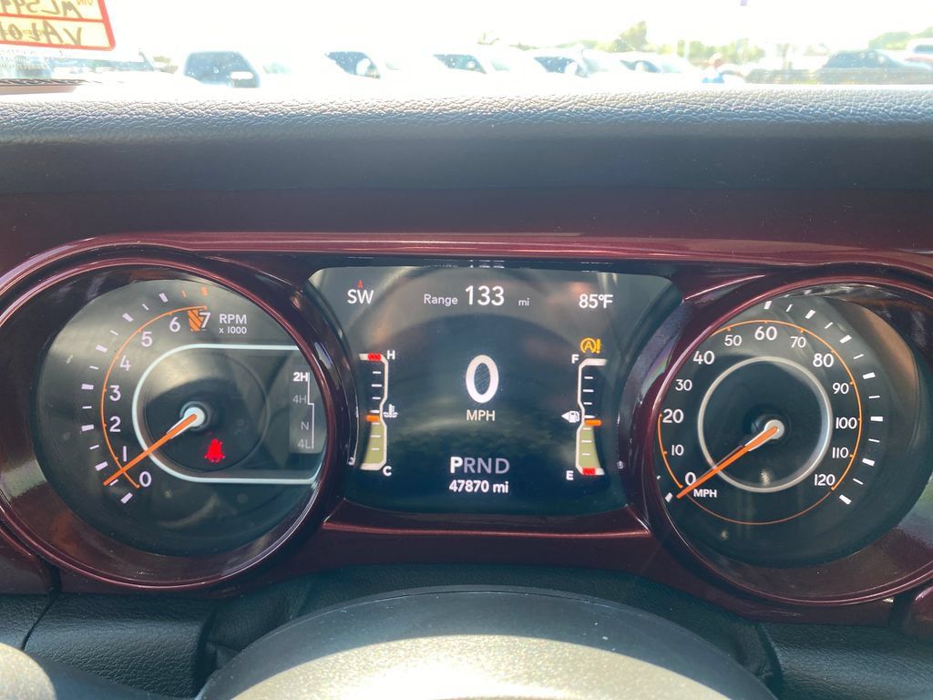Used 2021 Jeep Gladiator Sport AWD/4WD image 16