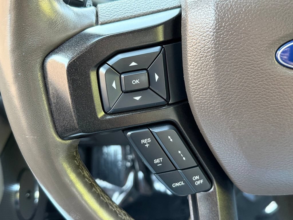 Used 2018 Ford Expedition Limited w/ Equipment Group 302A AWD/4WD image 36