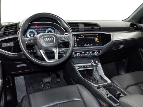 Used 2025 Audi Q3 2.0T Premium AWD/4WD image 7