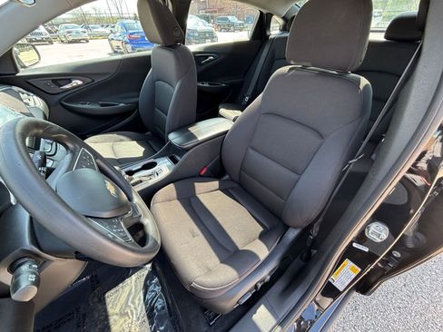 Used 2024 Chevrolet Malibu LT image 38
