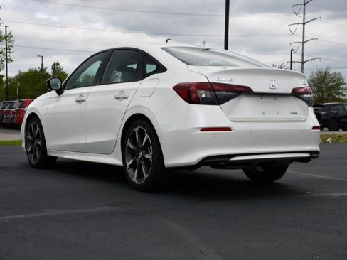 Used 2025 Honda Civic Sport Touring image 5