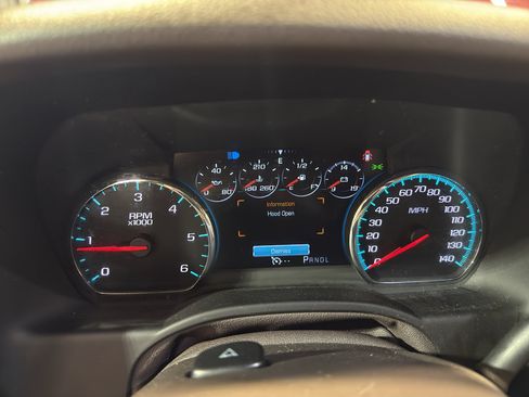 Used 2017 Chevrolet Tahoe Premier AWD/4WD image 19