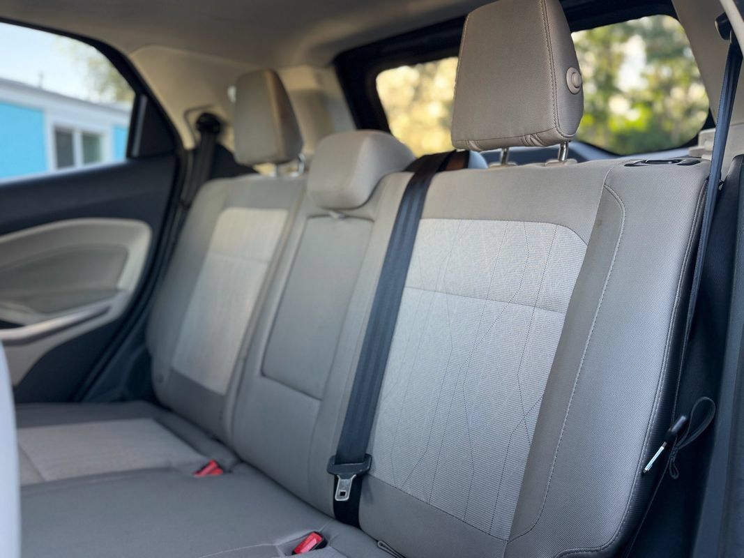 Used 2019 Ford EcoSport SE AWD/4WD image 12
