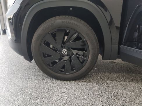 New 2026 Volkswagen Atlas SE image 24