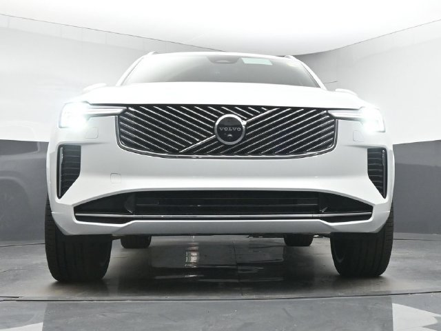 New 2027 Volvo XC90 B5 Plus AWD/4WD image 38
