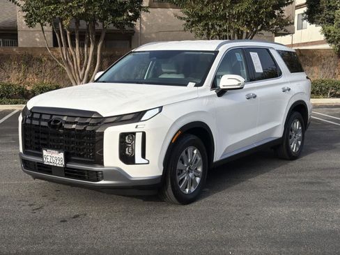 Used 2023 Hyundai Palisade SEL image 8