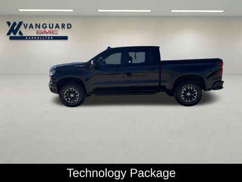 Used 2024 Chevrolet Silverado 1500 ZR2 w/ Technology Package image 2