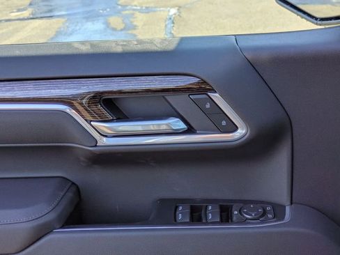 New 2026 GMC Sierra 1500 Elevation image 12