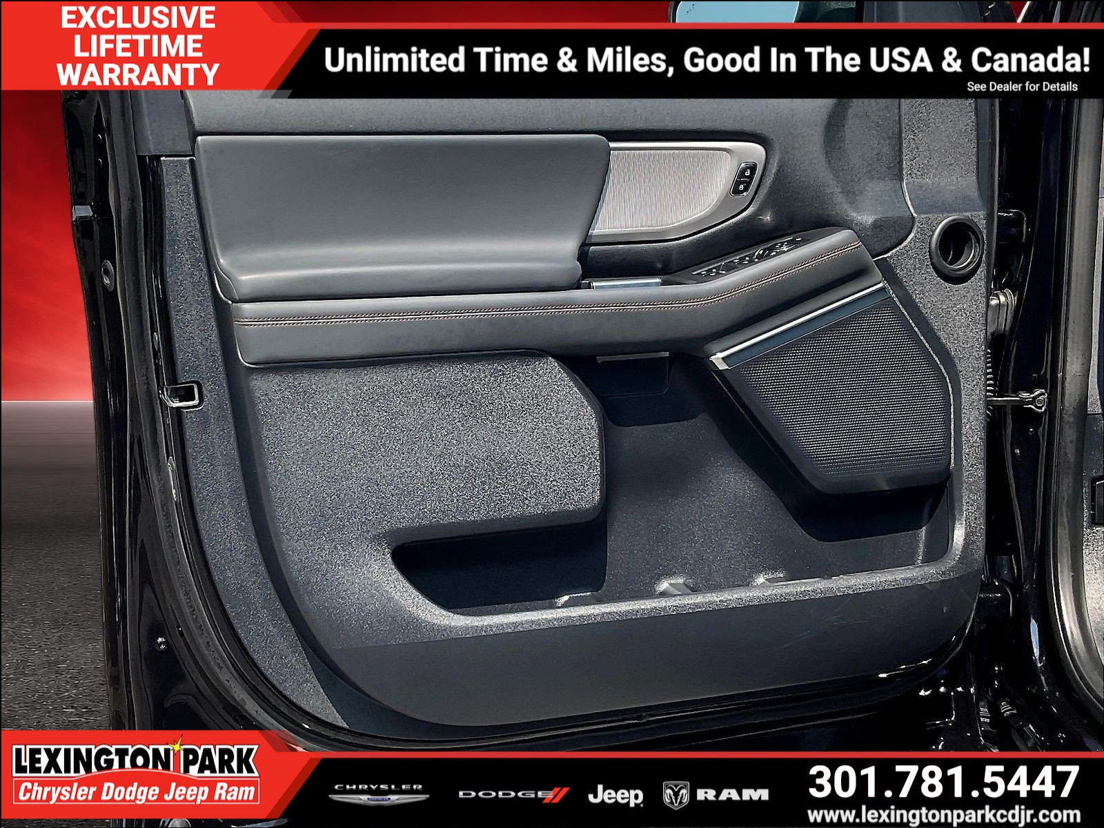 Used 2025 Ford Expedition Max Active AWD/4WD image 19