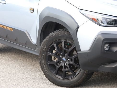 Used 2024 Subaru Crosstrek 2.5i Wilderness w/ Crosstrek Mirror Package AWD/4WD image 3