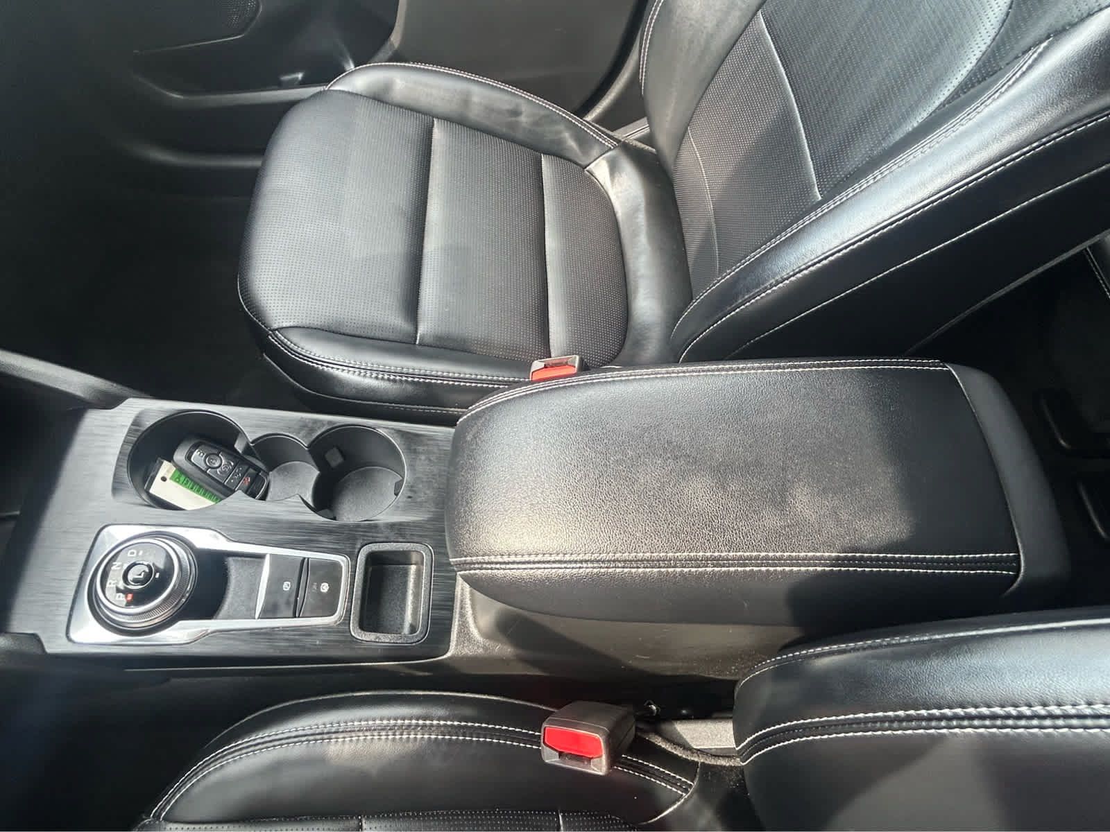 Used 2025 Ford Escape Platinum AWD/4WD image 41