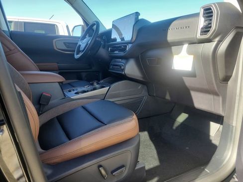 New 2025 Ford Bronco Sport Outer Banks w/ Outer Banks Tech Package+ image 17