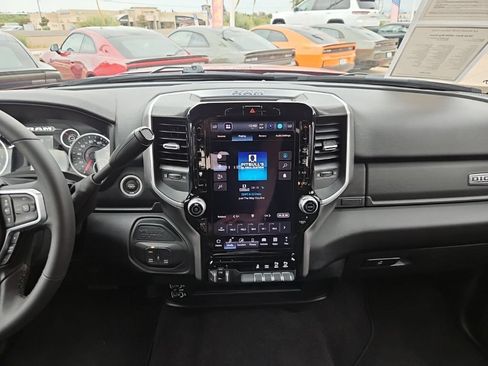 Certified 2026 RAM 2500 Big Horn AWD/4WD image 27