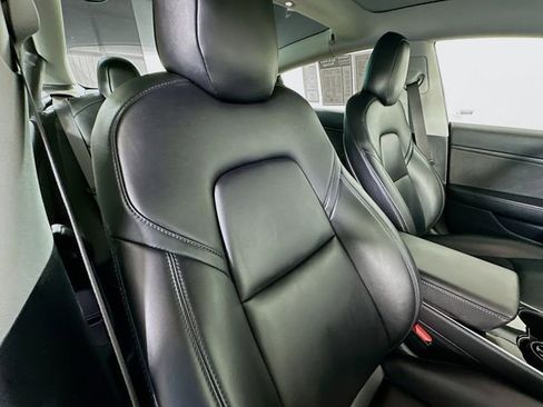 Used 2018 Tesla Model 3 Long Range image 27