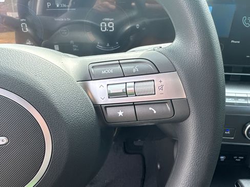 New 2026 Hyundai Kona SE FWD image 27