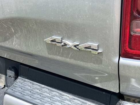 Used 2022 RAM 1500 Limited AWD/4WD image 12
