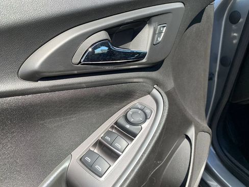 Used 2024 Chevrolet Malibu LT FWD image 15