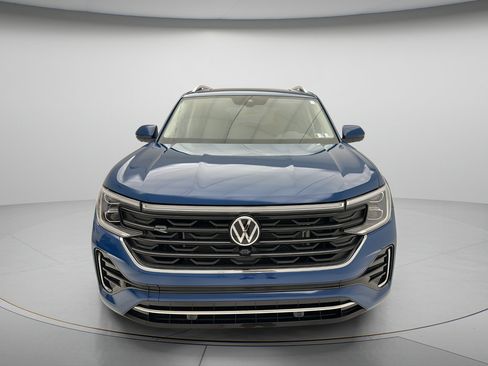 Used 2026 Volkswagen Atlas SEL Premium R-Line AWD/4WD image 2