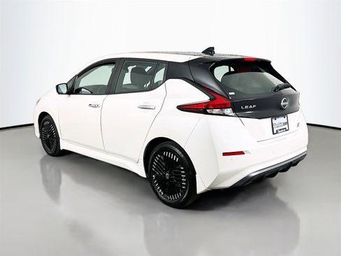Used 2025 Nissan Leaf SV Plus image 5