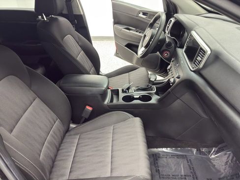 Used 2022 Kia Sportage LX image 53