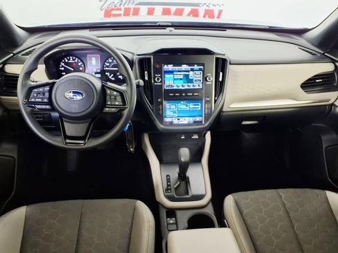 Used 2025 Subaru Forester AWD/4WD image 12