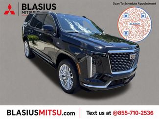 Used 2026 Cadillac Escalade Luxury AWD/4WD video 1